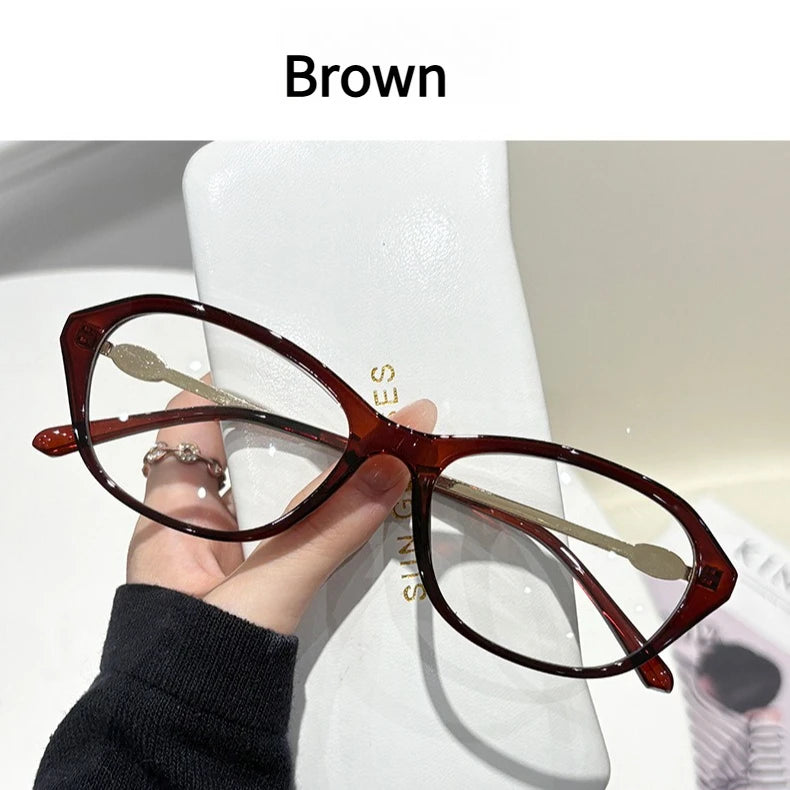 Oval Shaped Myopia Glasses Durable Anti Blue Light with Metal Frames Finished Myopia Glasses Suitable for Various Face Shapes